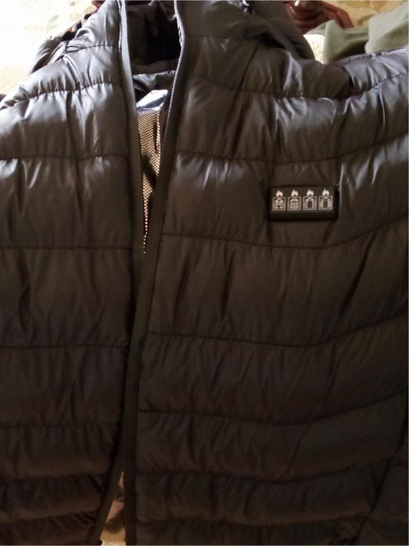 Men's Smart Heating Jacket with 21 Zones - USB Rechargeable, Warm & Cozy for Fall/Winter, Machine Washable, Polyester, Hooded Design ferrersa