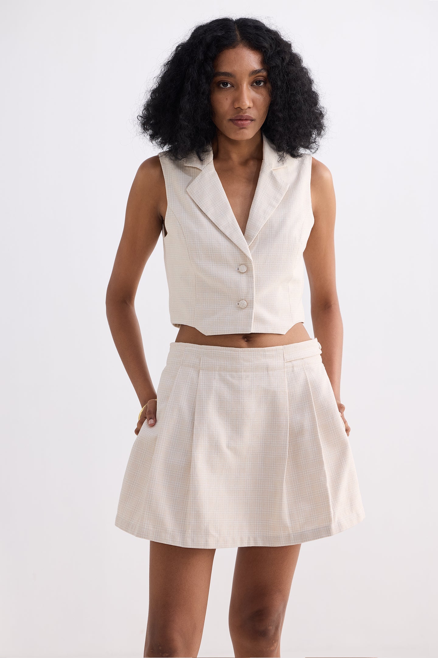 Cropped Cotton Tweed Vest Set in Cream DC-Reistor