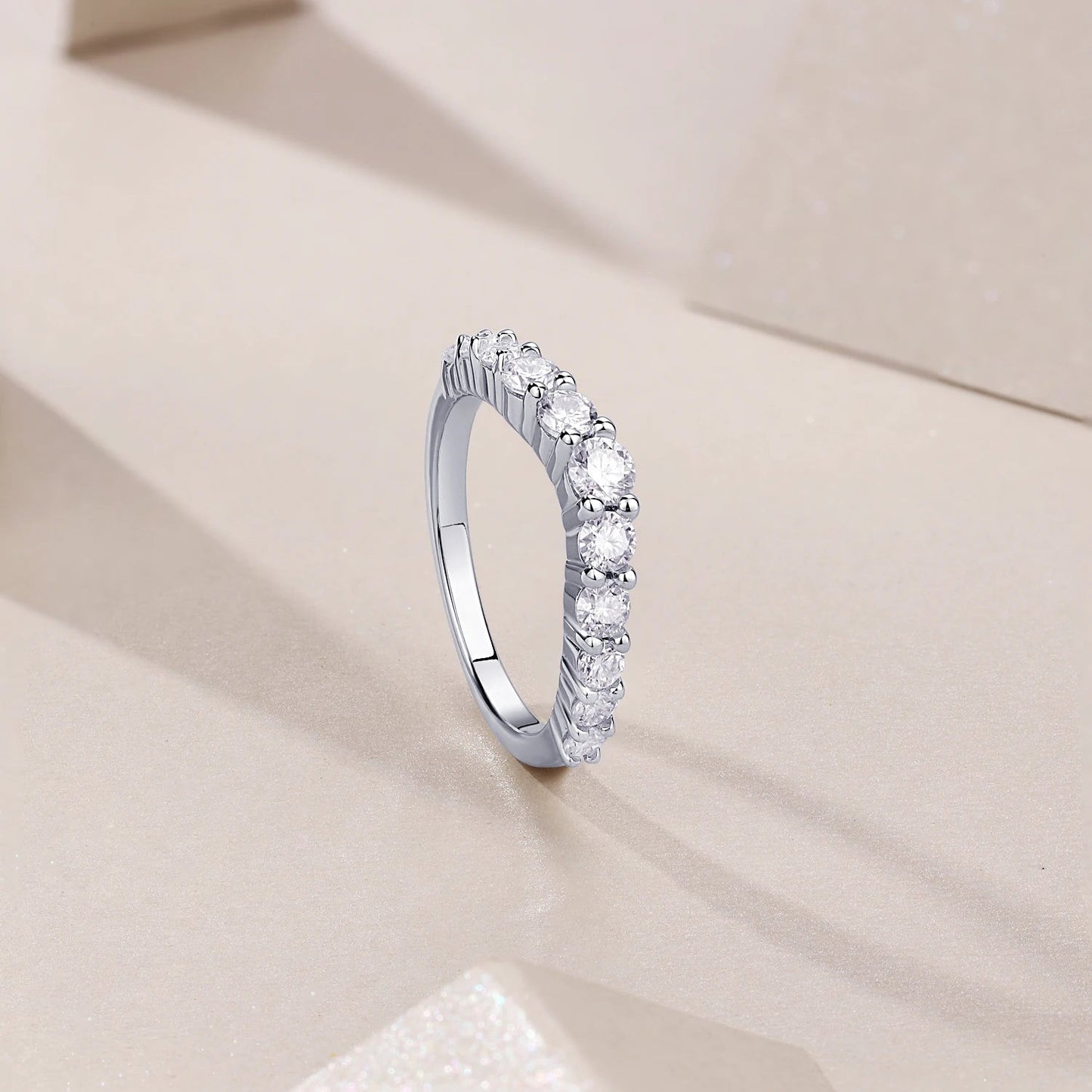Trendy 925 Sterling Silver Wedding Ring Round Brilliant Cut Moissanite Eternity Engagement Ring ferrersa