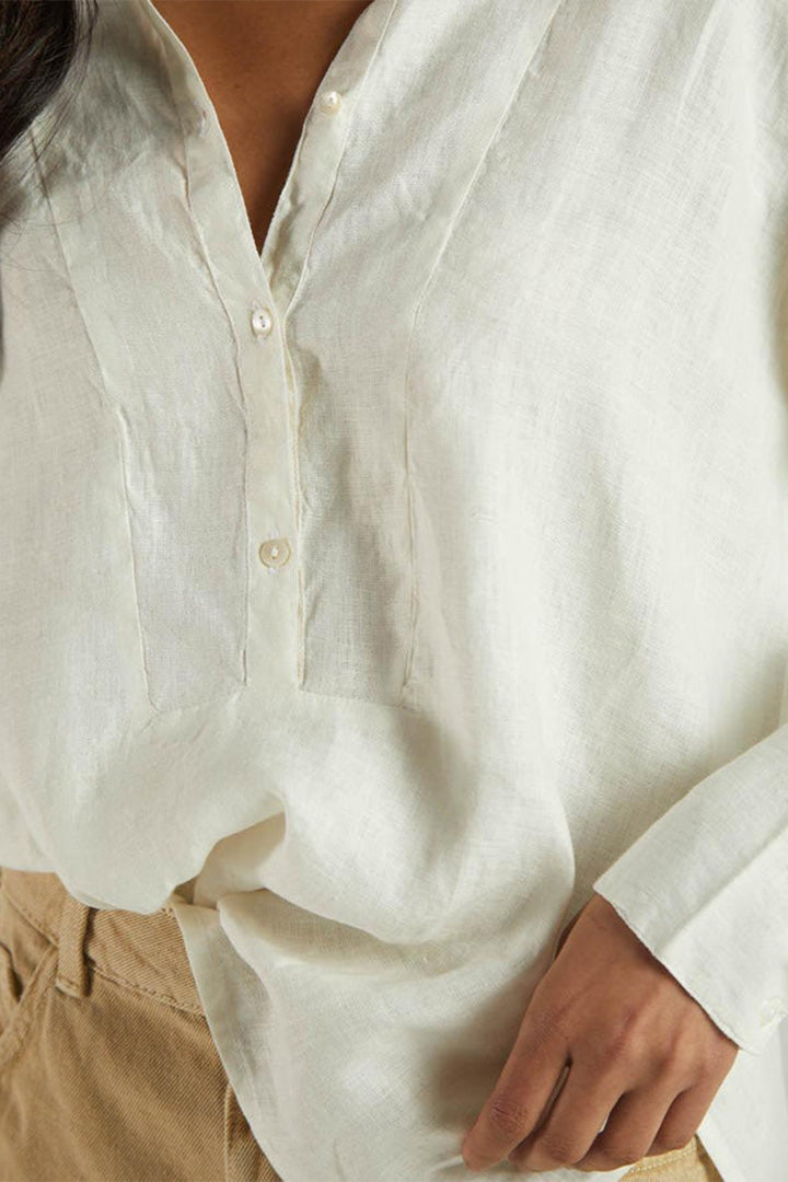 Summer Shirt in Off-white DC-Reistor