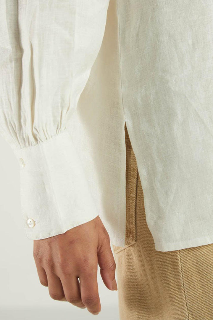 Summer Shirt in Off-white DC-Reistor