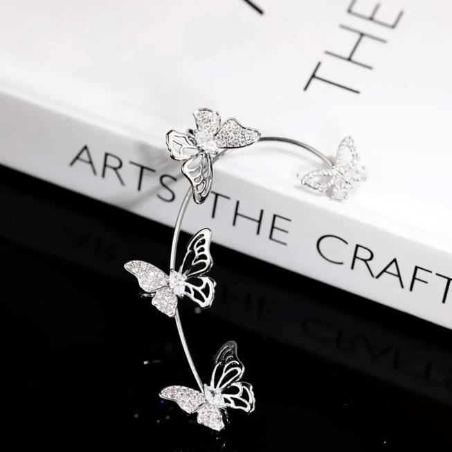 Women'S Elegant Butterfly Ear Cuffs - No-Piercing Ear Hooks, Synthetic Gemstone Accents, Everyday & Formal Jewelry for Parties, Weddings, Everyday Outfits - Non-Piercing Ear Clips for Sensitive Light Beige, Party Accessories, ferrersa