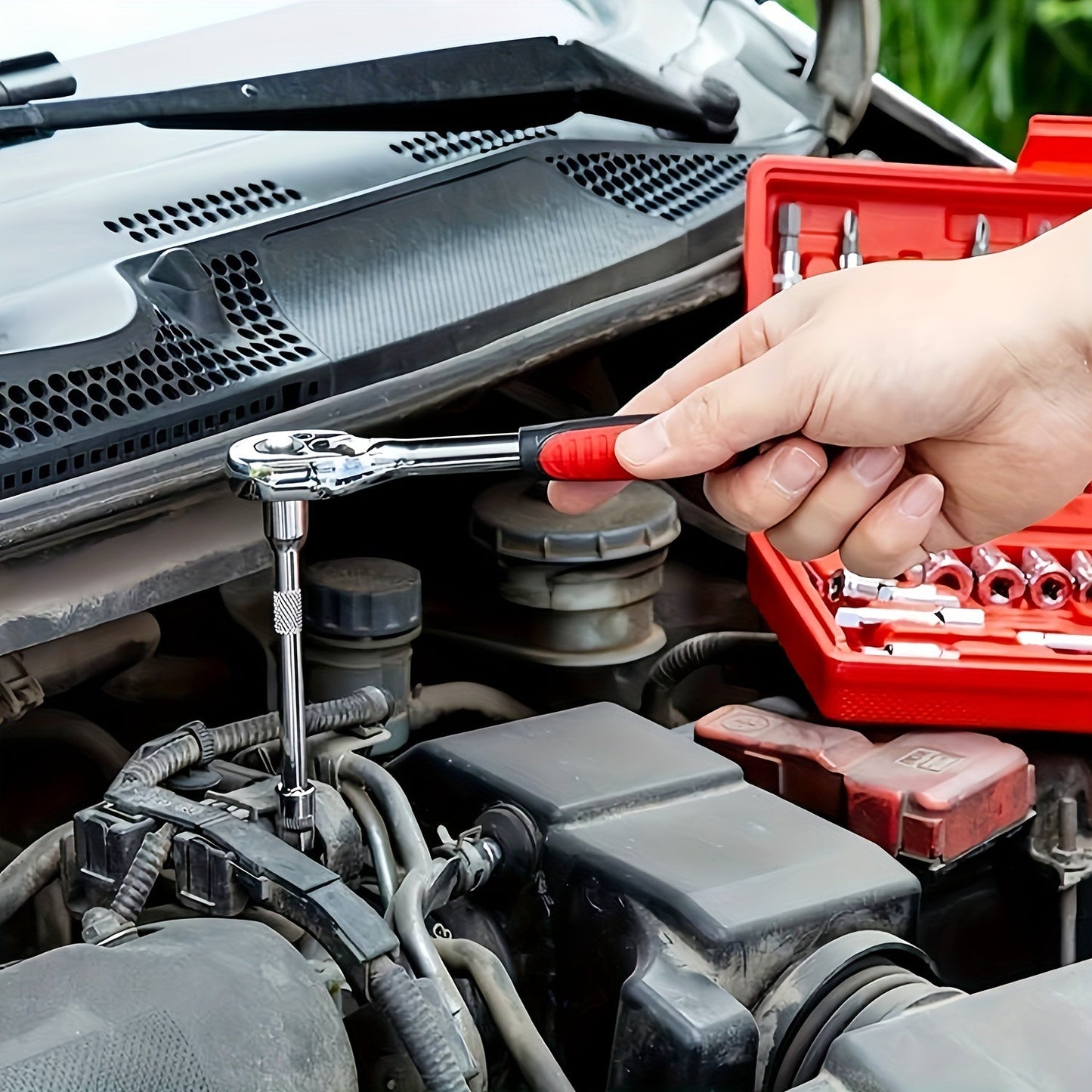 46pcs Toolkit for Home And Automotive Repairs, Including a Ratchet Torque Wrench, Screwdriver, And a Portable Motorcycle Tire And Bicycle Repair Kit ferrersa